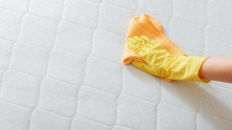 How To Clean Mattress with Baking Soda