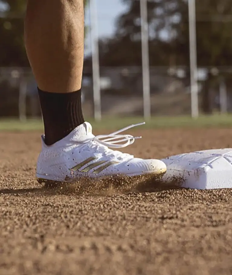 How To Clean Baseball Cleats?