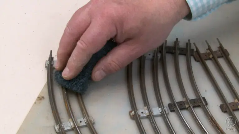 How To Clean Lionel Track?