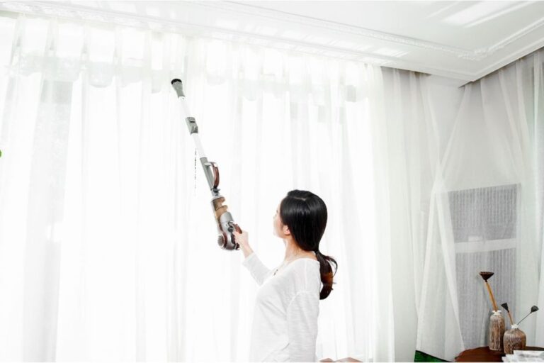 How To Clean Curtains With Vacuum Cleaner?