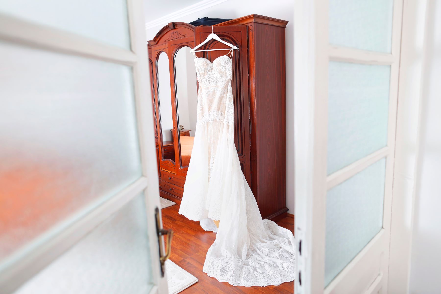 Can You Clean a Wedding Dress After 5 Years?