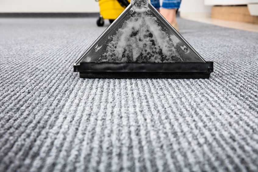 Do Carpet Cleaning Companies Vacuum First?