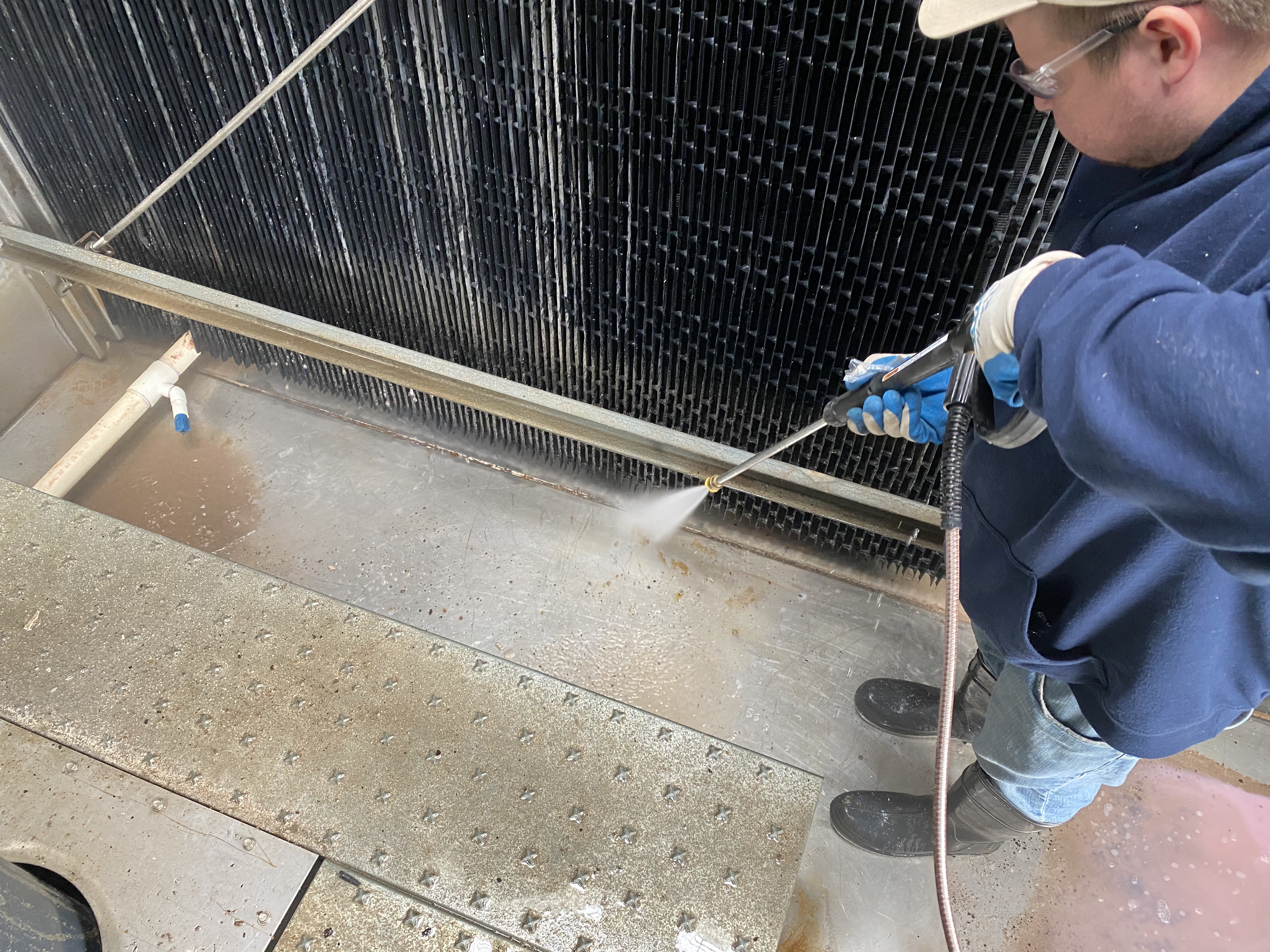 How to Clean a Cooling Tower?
