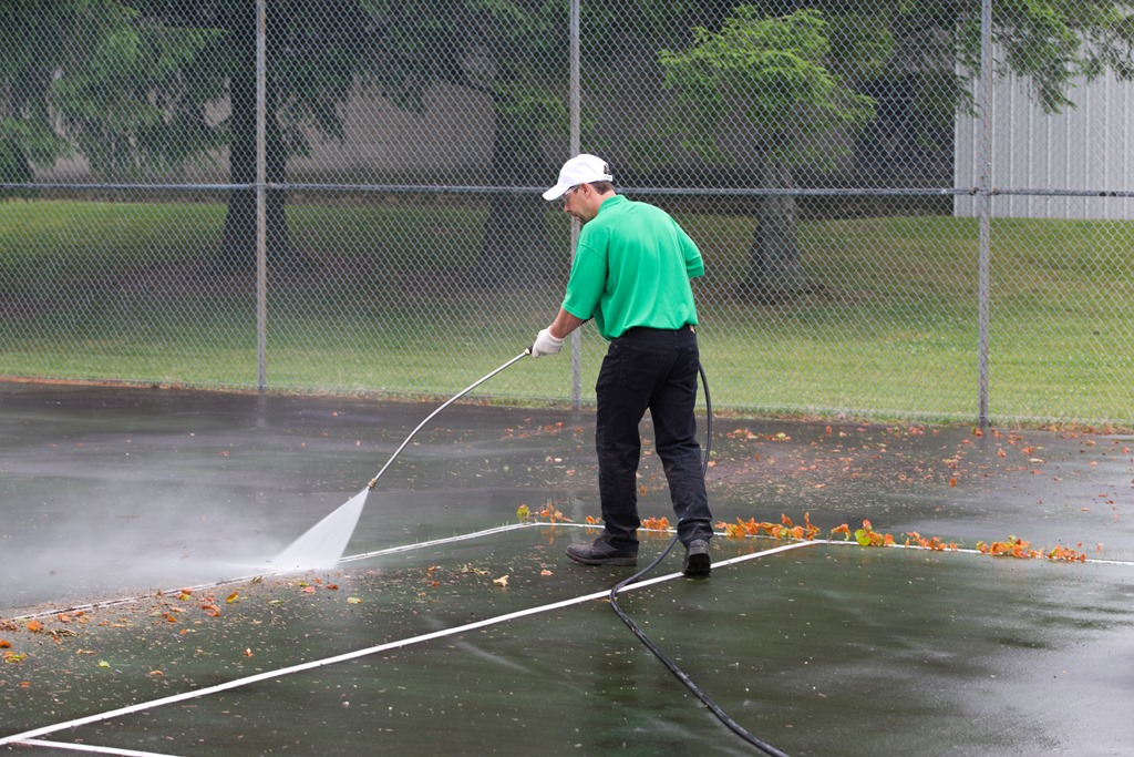 How to Clean a Tennis Court?