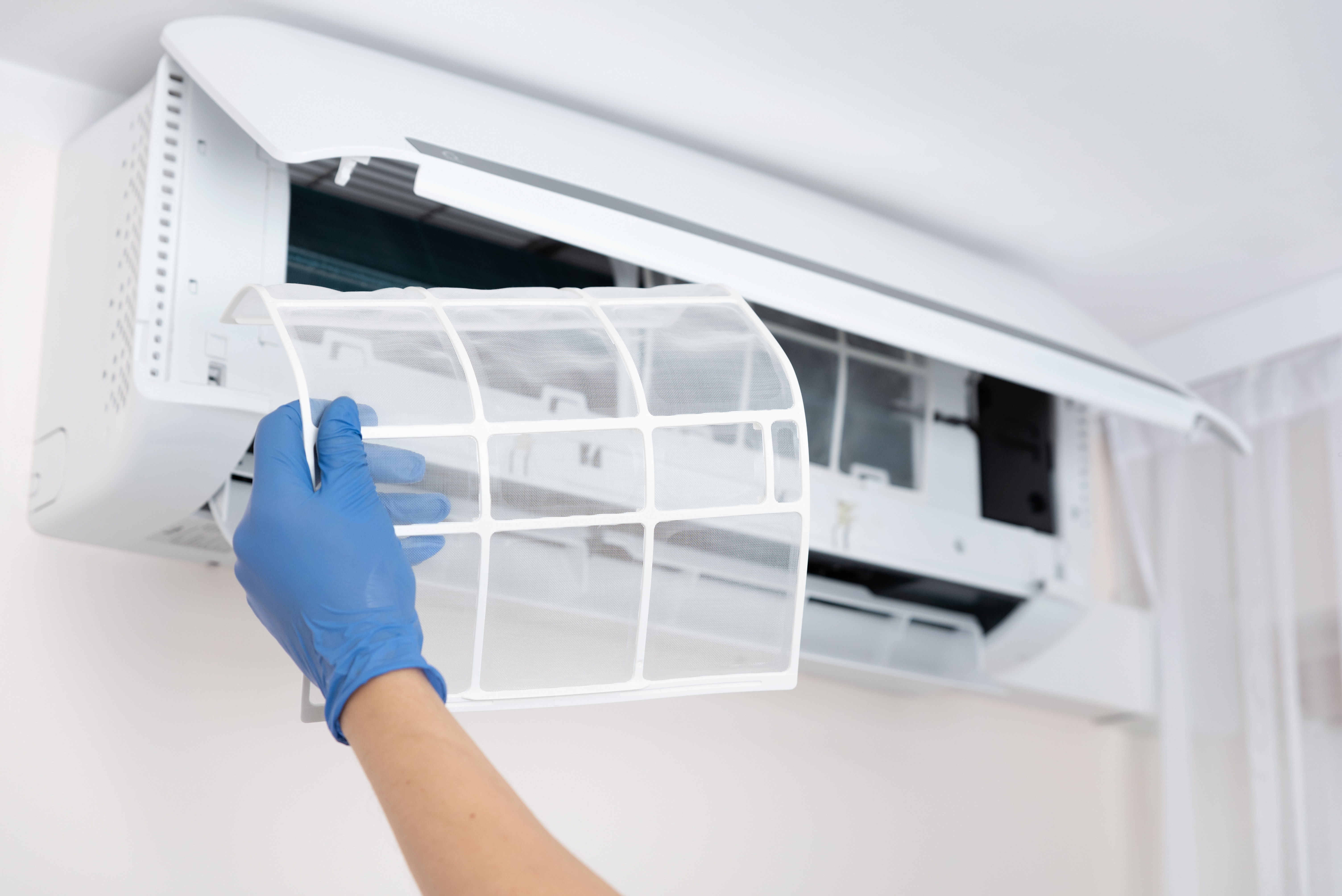 How to Clean Cigarette Smoke from Air Conditioner?