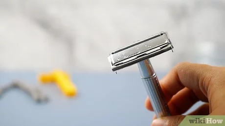 How to Clean Hair Out of Razor?