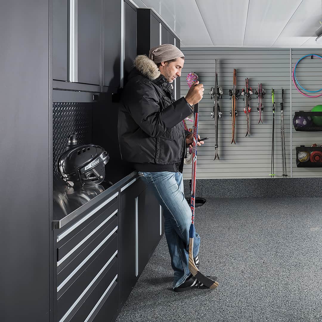 How to Keep Garage Floor Clean in Winter?